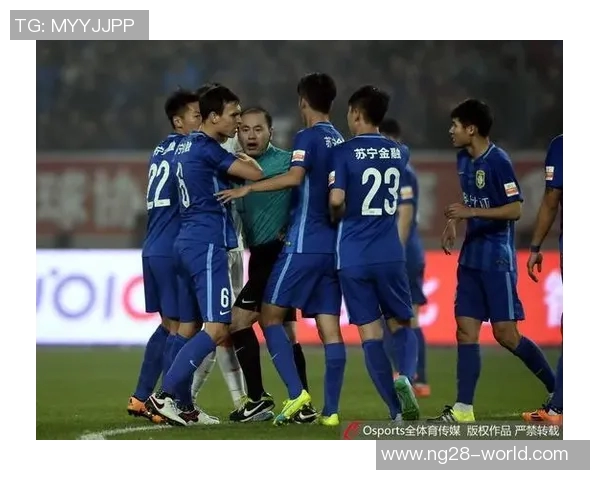 足总杯惊心动魄战平尤文图斯与利物浦争议判罚引发全场热议